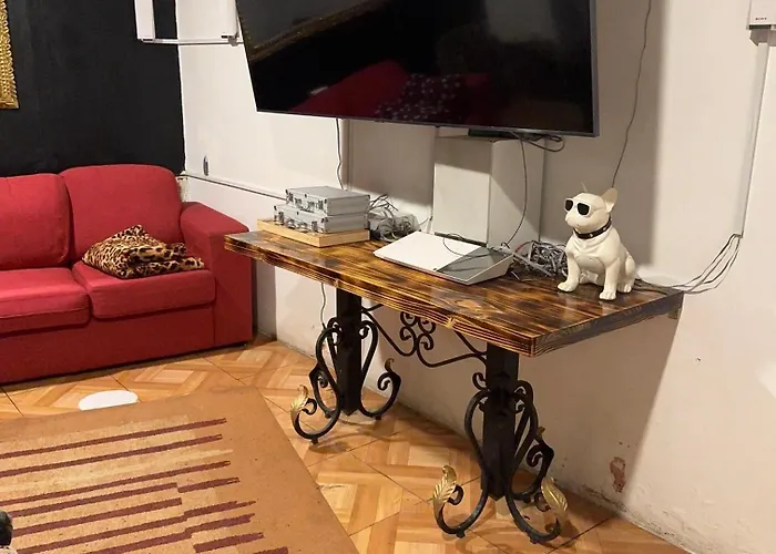 Tlv Hostel *